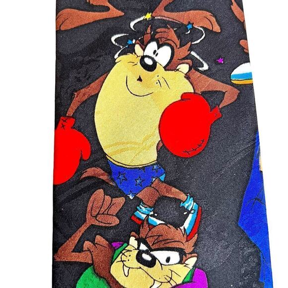 Looney Tunes Novelty Tie featuring the Tazmanian Devil - Picture 8 of 10